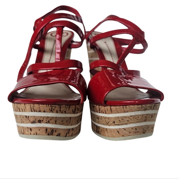 Gucci Red Pattent Leather Strappy Wedge Sandals - Picture 8 of 16